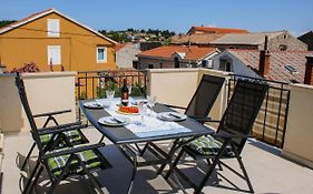Apartment Jakil